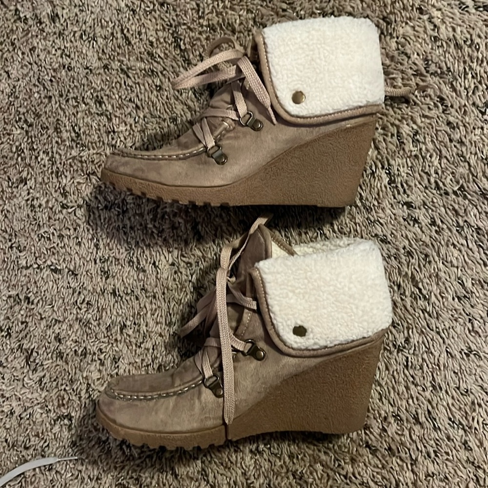 Unionbay lace-up wedge boot.